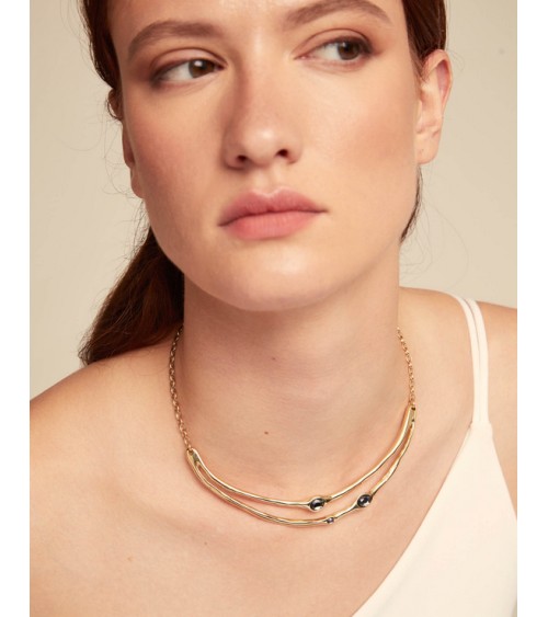 Collar dorado Uno de 50 cristales negros COL1927