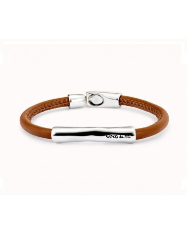 Pulsera Uno de 50 Camel cuero liso PUL2462