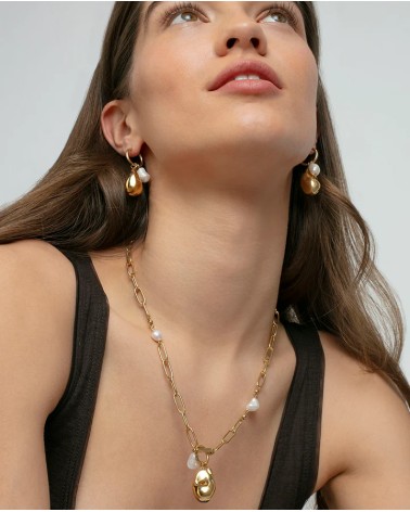 Collar Viceroy 14284C01012 – acero IP dorado con perla natural