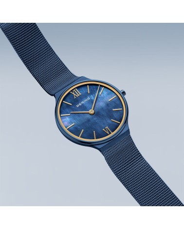 Reloj BERING Ultra Slim 18434-397: Nácar Azul