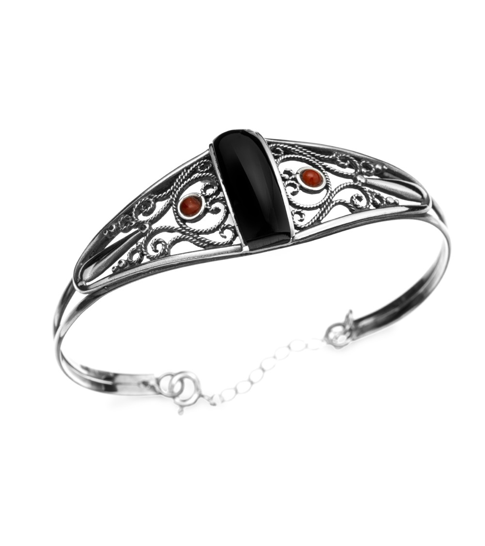 Brazalete de Plata Fink con Azabache y Coral "Diseño Cuadrado" ✨