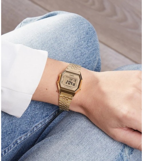 Casio LA680WEGA-9ER Vintage Series: Reloj Digital Dorado para Mujer | Joyería Onix Lugo