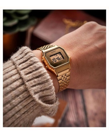 Casio LA680WEGA-9ER Vintage Series: Reloj Digital Dorado para Mujer | Joyería Onix Lugo