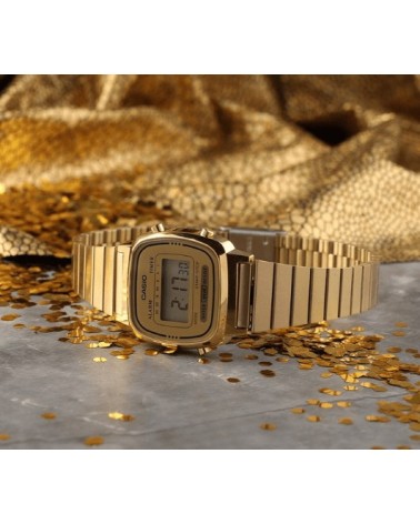Reloj Casio Vintage LA670WEGA-9EF Dorado Mini ⌚✨