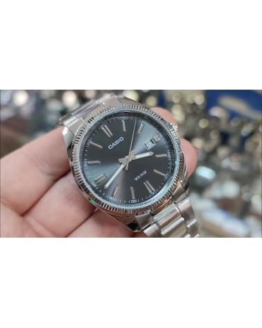 Reloj Casio Collection Acero Dial Negro