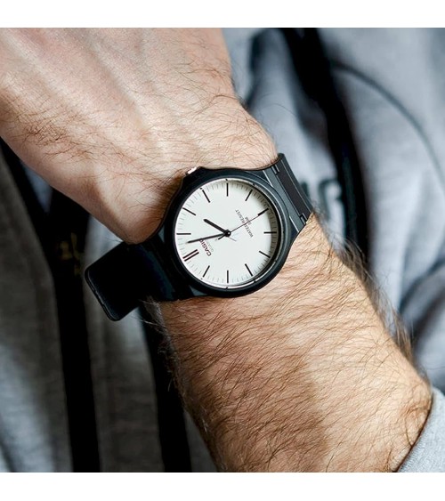 Reloj Casio Analógico XL Esfera Blanca